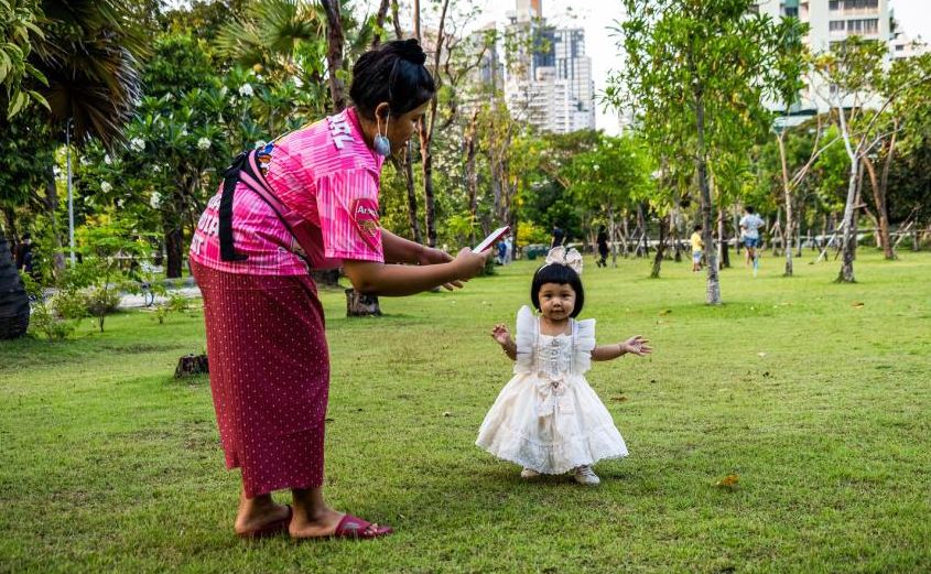 Madres en diferentes culturas alrededor del mundo